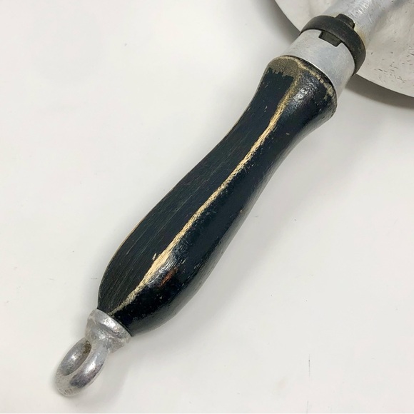 WEAR-EVER Aluminum Sauce Pan Pot #1040 1/2 Made In Canada Wooden Handle No Lid - Picture 5 of 10